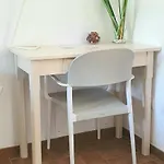 Uliwood 4* Caltanissetta