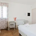 Uliwood Maison d'hôtes 4*